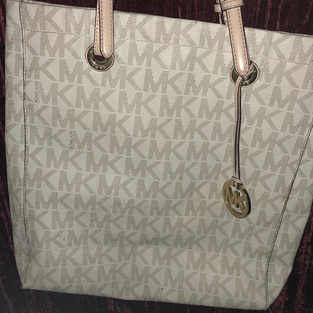 Michael kors purse